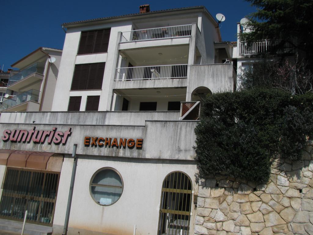 Apartments E And J Rabac Exterior foto